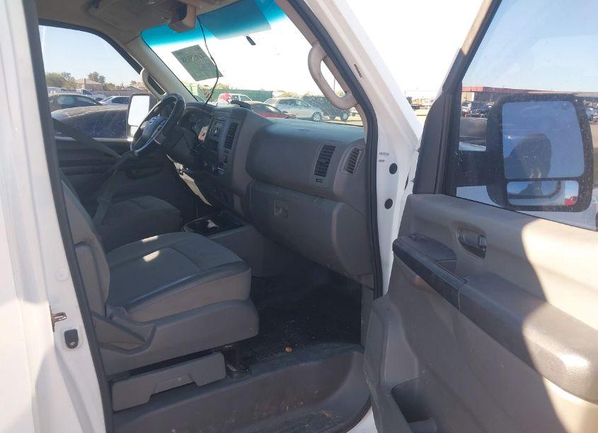 Photo 5 of 2012 Nissan Nv 2500 (VIN 1N6AF0KYXCN116493)