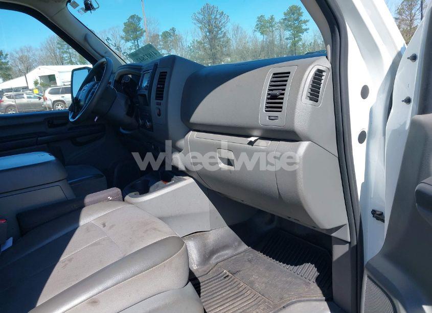 Photo 5 of 2020 Nissan Nv CARGO NV3500 HD SV HIGH ROOF V8 (VIN 1N6AF0LY4LN803404)