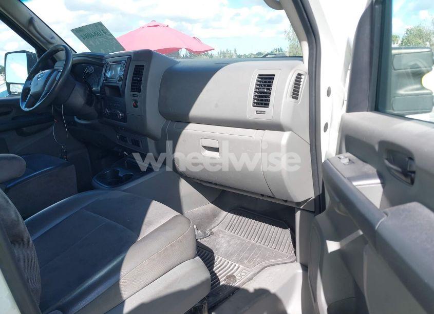 Photo 5 of 2018 Nissan Nv CARGO NV3500 HD S V8 (VIN 1N6AF0LY6JN807161)