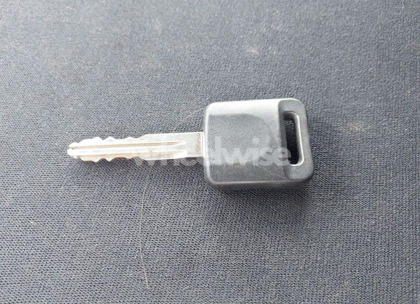 Photo 11 of 2005 Nissan Titan XE (VIN 1N6BA06A05N534242)