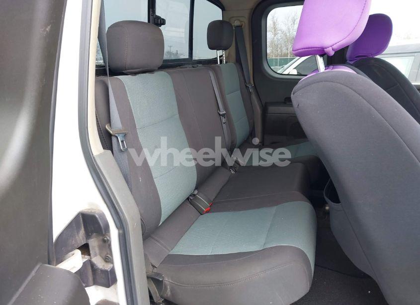 Photo 8 of 2005 Nissan Titan XE (VIN 1N6BA06A05N534242)