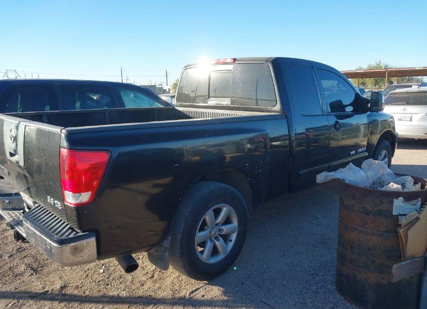 Photo 4 of 2005 Nissan Titan SE (VIN 1N6BA06A05N572358)