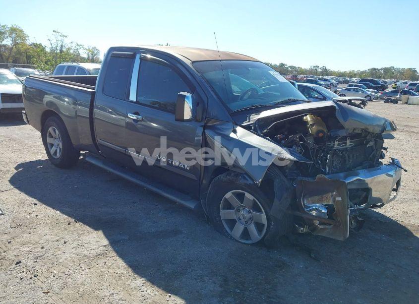 2005 Nissan Titan LE (VIN 1N6BA06A25N519015) main photo