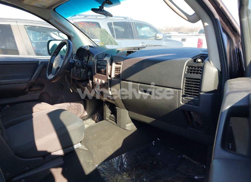 Photo 5 of 2009 Nissan Titan XE (VIN 1N6BA06A49N301471)