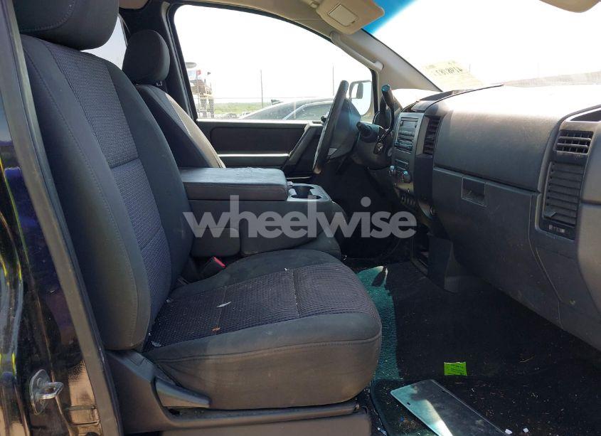 Photo 5 of 2009 Nissan Titan SE (VIN 1N6BA06A49N301972)