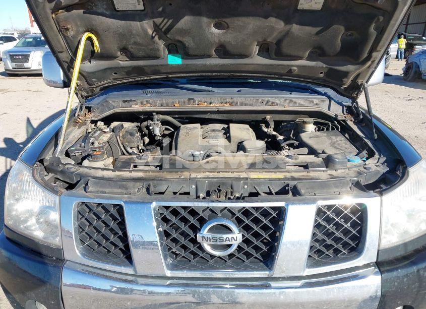 Photo 10 of 2005 Nissan Titan SE (VIN 1N6BA06A75N558814)