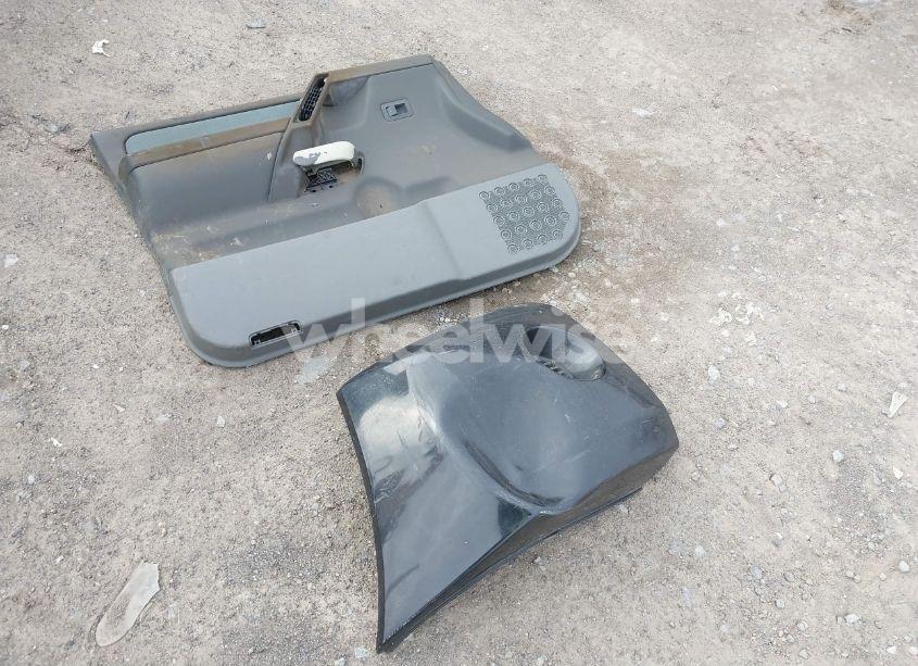 Photo 12 of 2006 Nissan Titan SE (VIN 1N6BA06A86N570617)