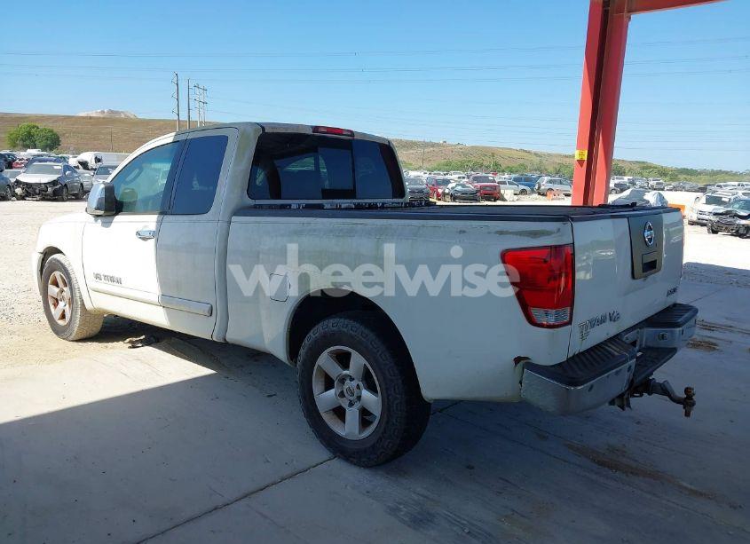 Photo 3 of 2005 Nissan Titan SE (VIN 1N6BA06A95N561620)