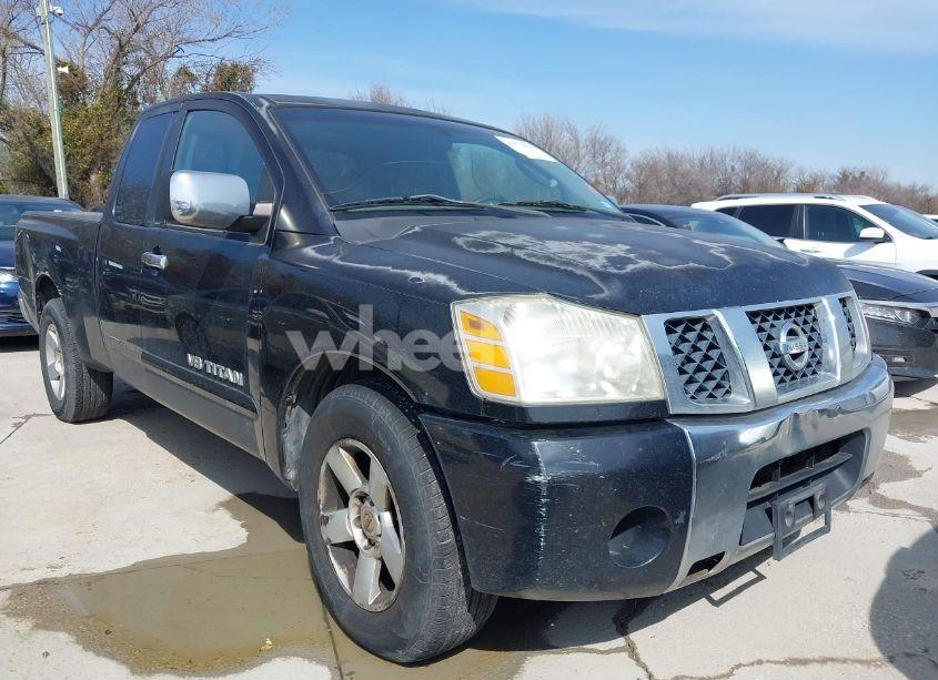 2005 Nissan Titan SE (VIN 1N6BA06AX5N561917) main photo