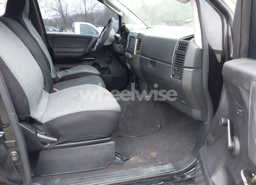 Photo 5 of 2009 Nissan Titan XE (VIN 1N6BA06AX9N302169)