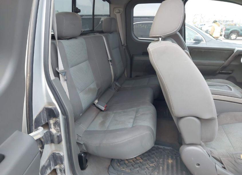 Photo 8 of 2005 Nissan Titan SE (VIN 1N6BA06B05N579321)