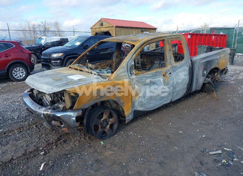 Photo 2 of 2005 Nissan Titan SE (VIN 1N6BA06B55N544211)