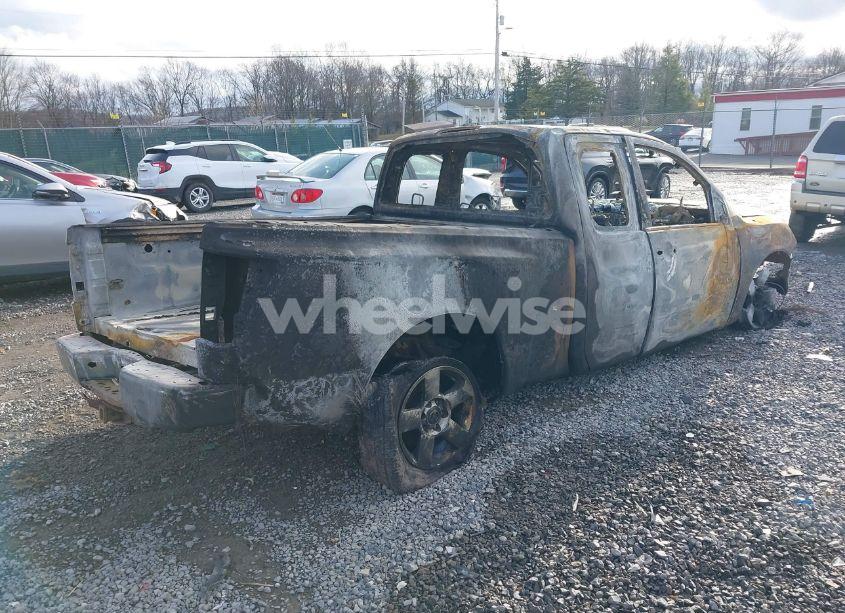 Photo 4 of 2005 Nissan Titan SE (VIN 1N6BA06B55N544211)