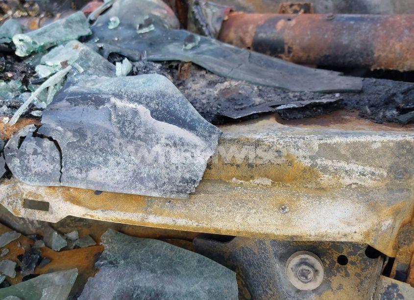 Photo 9 of 2005 Nissan Titan SE (VIN 1N6BA06B55N544211)