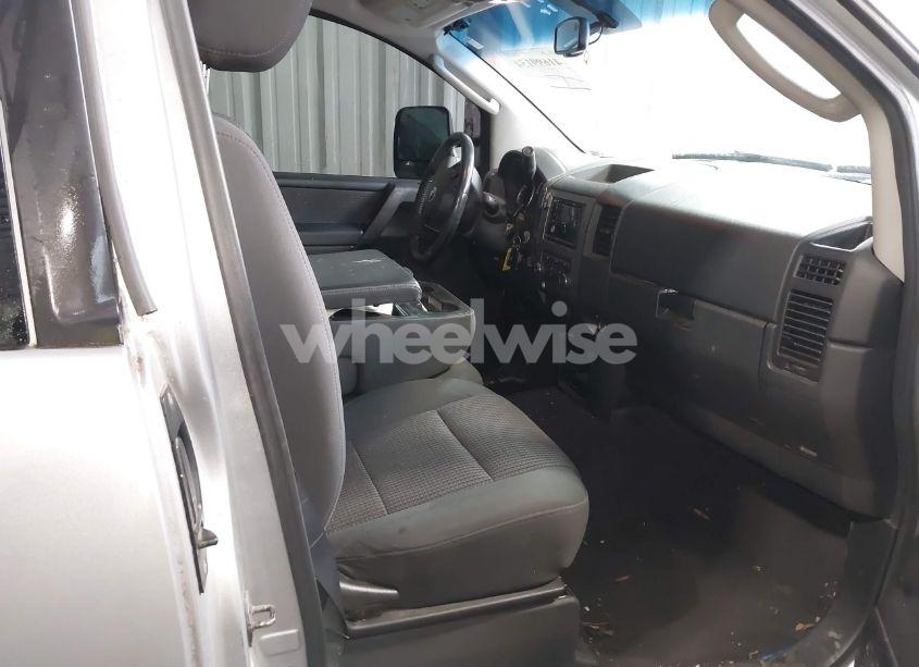 Photo 5 of 2009 Nissan Titan SE (VIN 1N6BA06C39N307411)