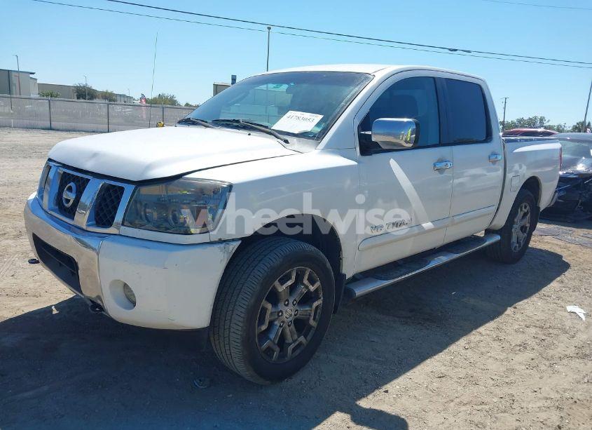 Photo 2 of 2005 Nissan Titan SE (VIN 1N6BA07A25N574305)