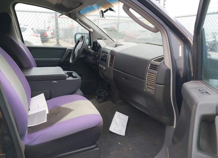 Photo 5 of 2005 Nissan Titan XE (VIN 1N6BA07A35N551115)