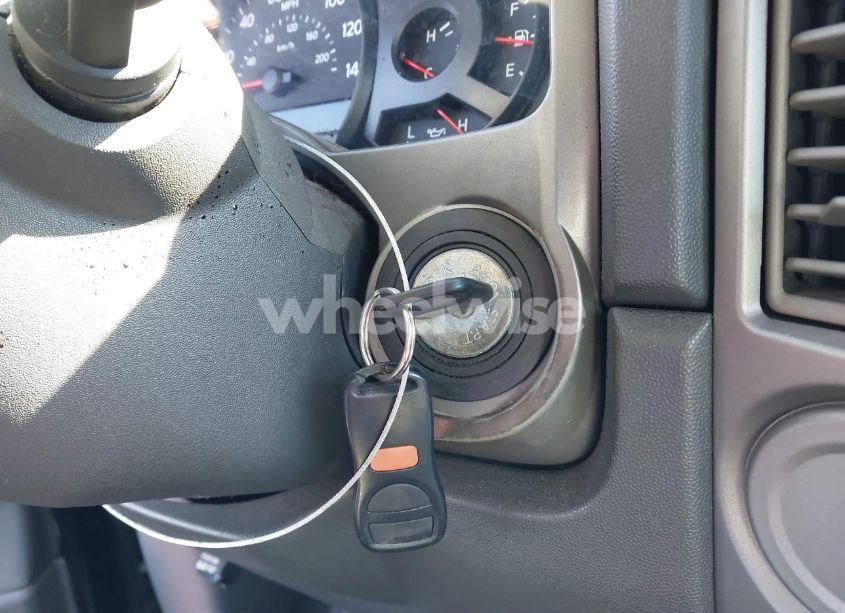 Photo 11 of 2005 Nissan Titan LE (VIN 1N6BA07A35N572627)