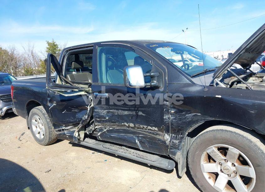 Photo 6 of 2005 Nissan Titan LE (VIN 1N6BA07A35N572627)