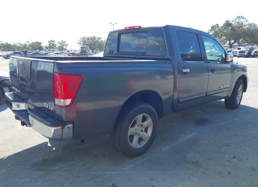 Photo 4 of 2005 Nissan Titan SE (VIN 1N6BA07A45N528488)