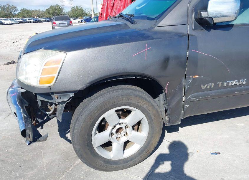 Photo 6 of 2005 Nissan Titan SE (VIN 1N6BA07A45N528488)