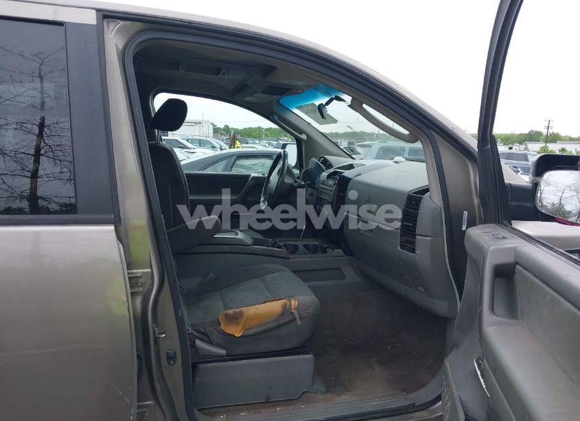 Photo 5 of 2006 Nissan Titan SE (VIN 1N6BA07A46N505410)