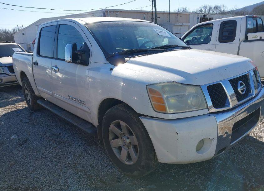 2005 Nissan Titan LE (VIN 1N6BA07A55N536812) main photo