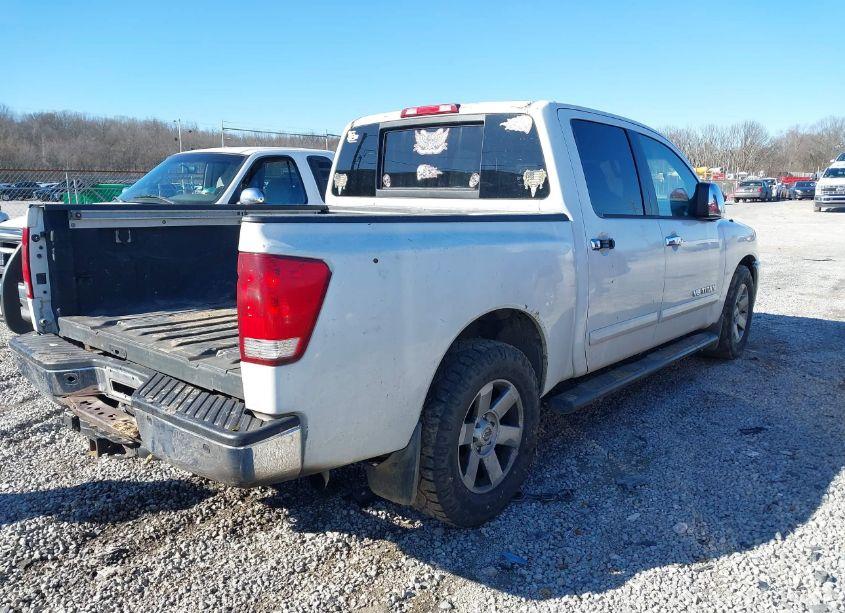 Photo 4 of 2005 Nissan Titan LE (VIN 1N6BA07A55N536812)