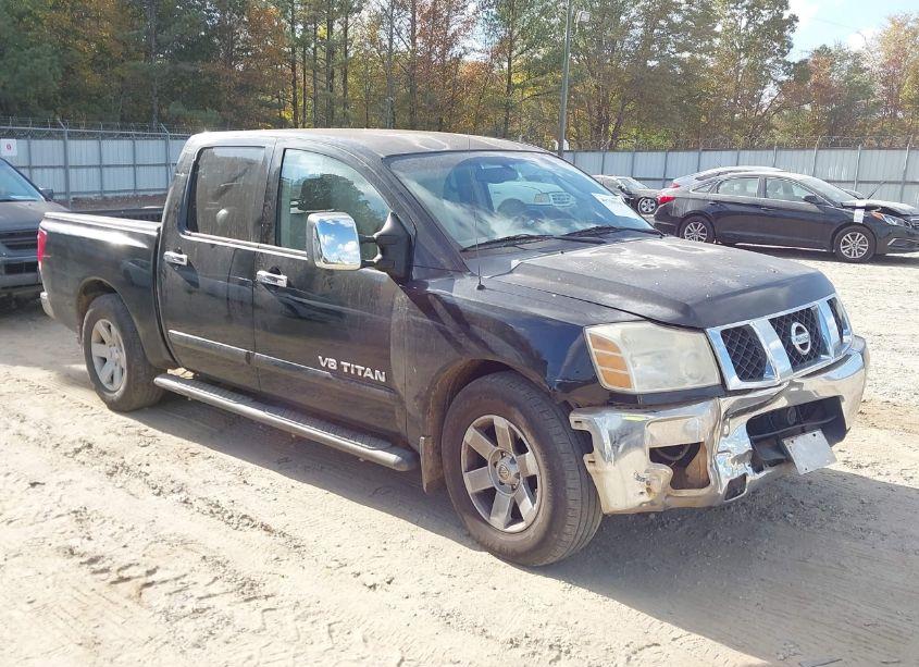 2005 Nissan Titan LE (VIN 1N6BA07A55N573181) main photo