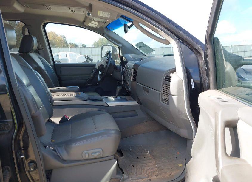 Photo 5 of 2005 Nissan Titan LE (VIN 1N6BA07A55N573181)