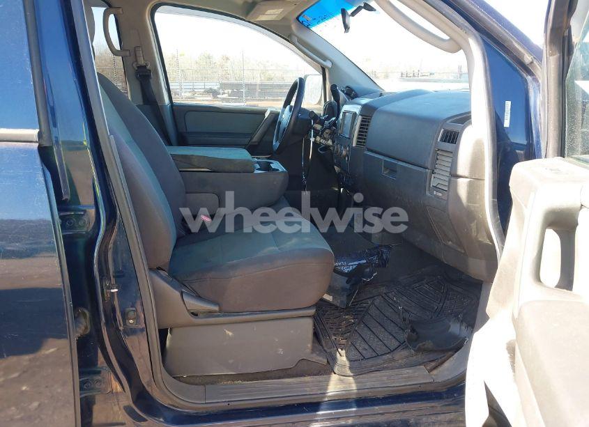 Photo 5 of 2006 Nissan Titan XE (VIN 1N6BA07A56N526136)