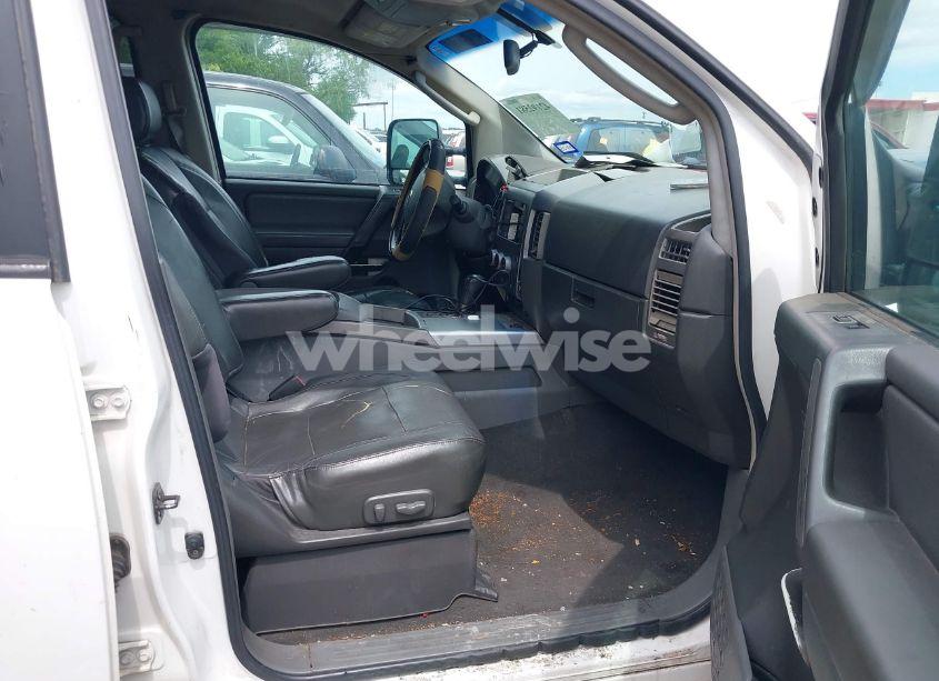 Photo 5 of 2005 Nissan Titan LE (VIN 1N6BA07A85N530003)