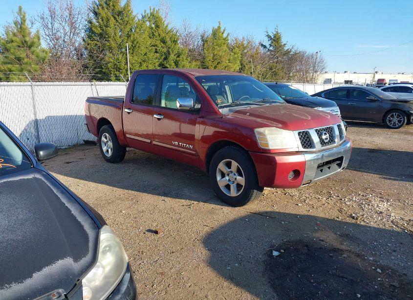 2005 Nissan Titan SE (VIN 1N6BA07A85N544502) main photo