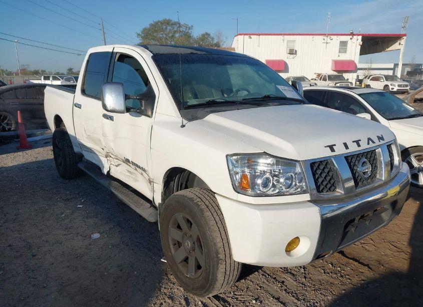 2005 Nissan Titan LE (VIN 1N6BA07A85N559033) main photo