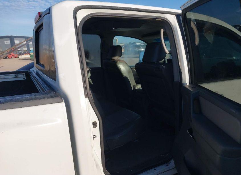 Photo 8 of 2005 Nissan Titan LE (VIN 1N6BA07A85N559033)