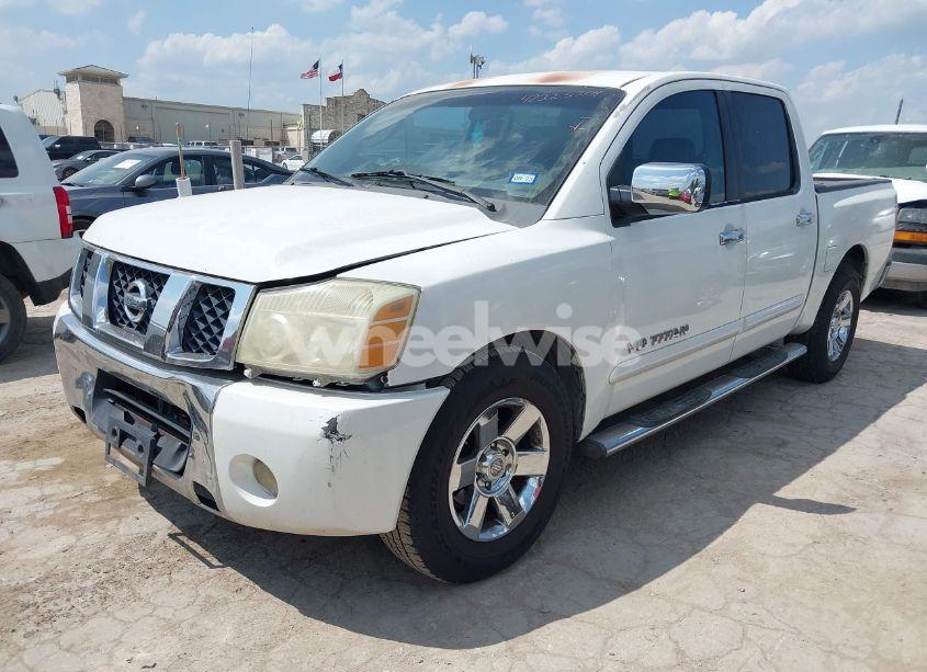 Photo 2 of 2005 Nissan Titan SE (VIN 1N6BA07A95N572874)
