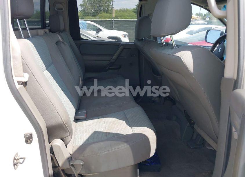 Photo 8 of 2005 Nissan Titan SE (VIN 1N6BA07A95N572874)