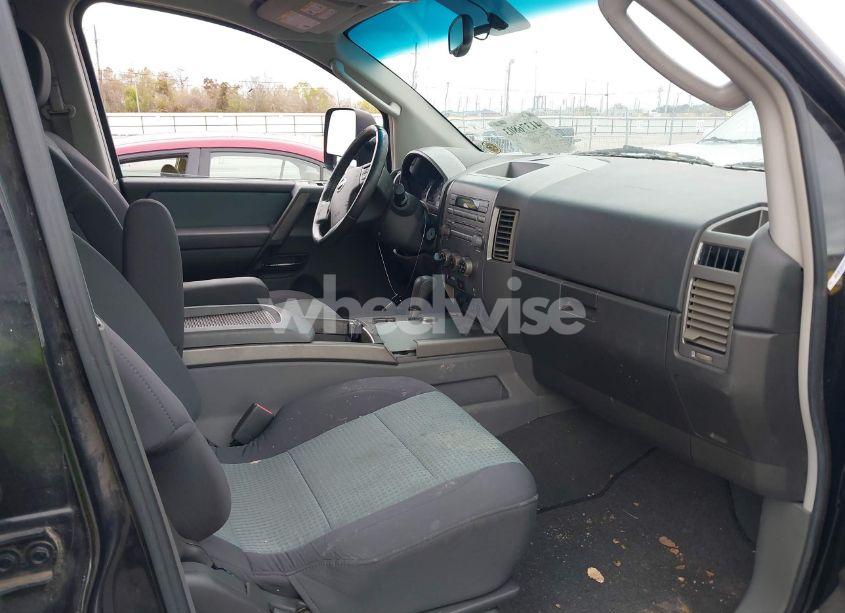 Photo 5 of 2005 Nissan Titan SE (VIN 1N6BA07B05N541246)