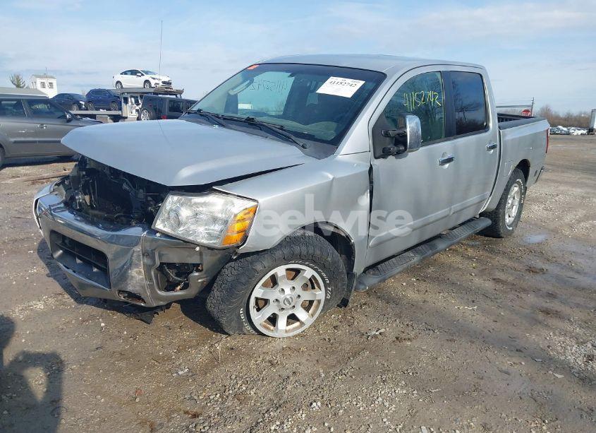 Photo 2 of 2005 Nissan Titan LE (VIN 1N6BA07B15N543247)