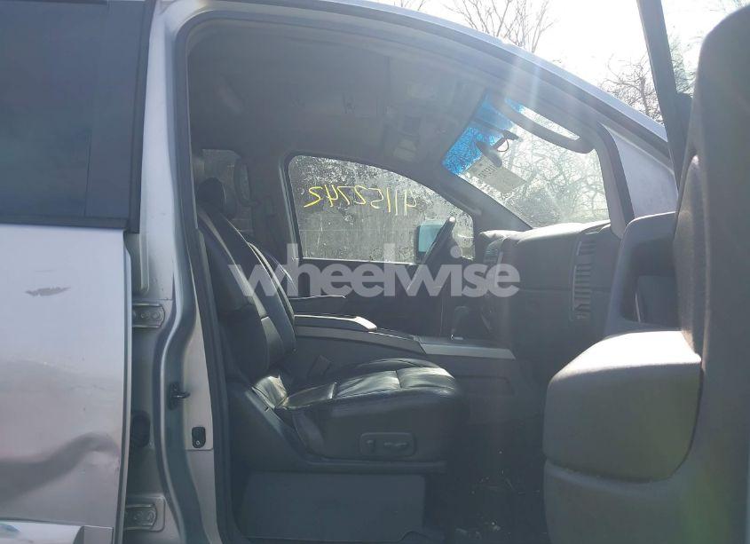 Photo 5 of 2005 Nissan Titan LE (VIN 1N6BA07B15N543247)