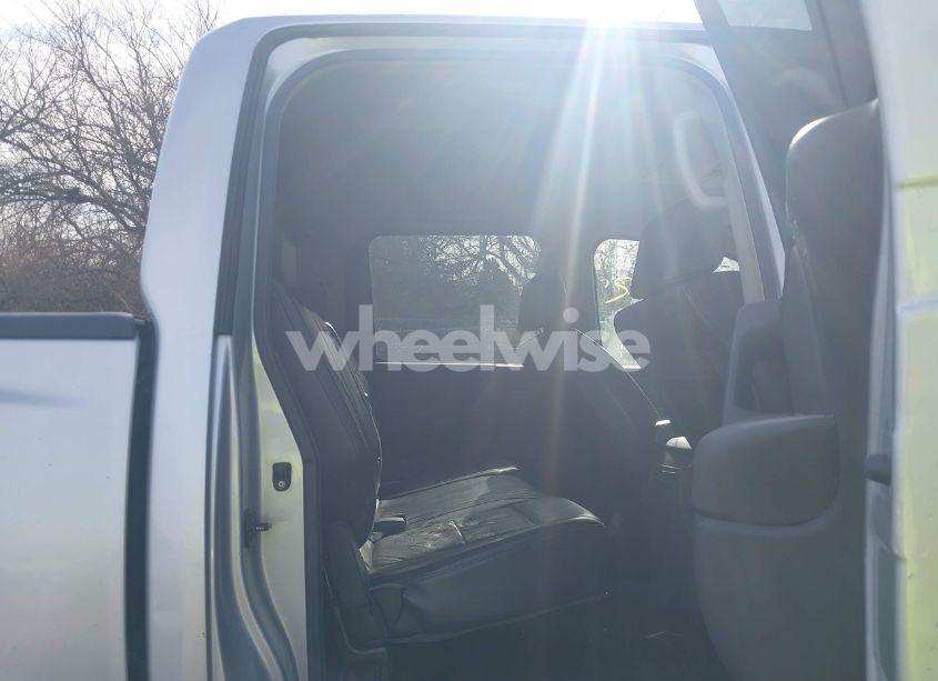 Photo 8 of 2005 Nissan Titan LE (VIN 1N6BA07B15N543247)