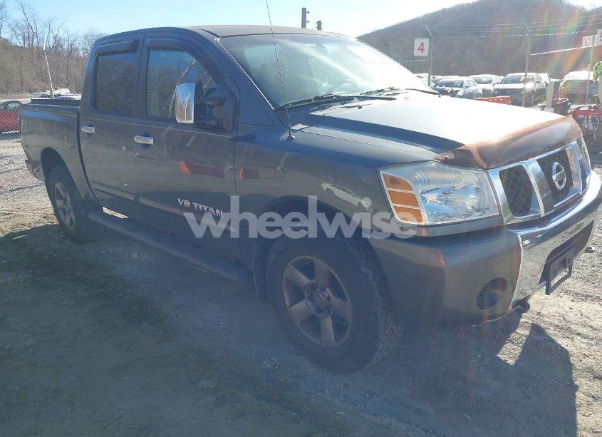2005 Nissan Titan SE (VIN 1N6BA07B25N532466) main photo