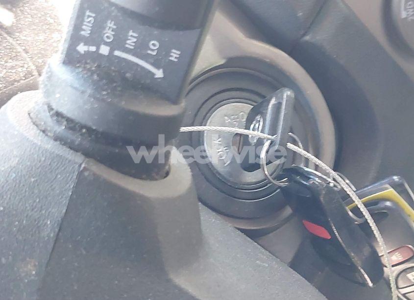 Photo 11 of 2005 Nissan Titan SE (VIN 1N6BA07B25N532466)