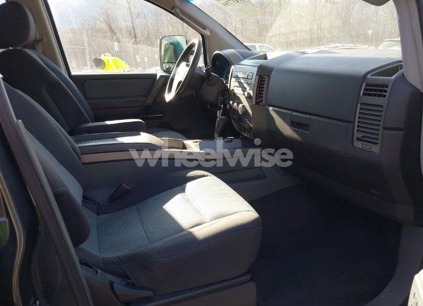 Photo 5 of 2005 Nissan Titan SE (VIN 1N6BA07B25N532466)