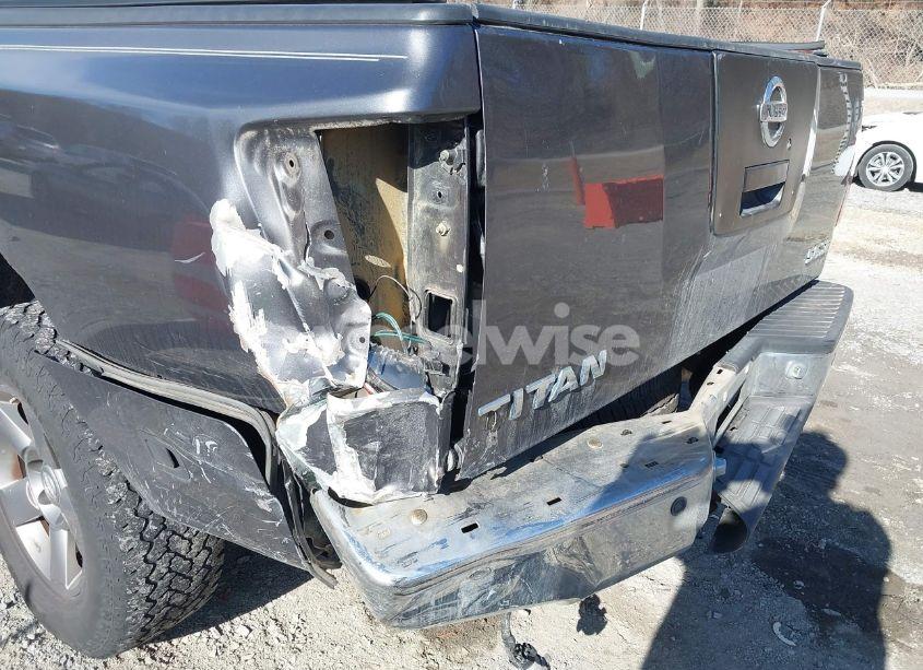 Photo 6 of 2005 Nissan Titan SE (VIN 1N6BA07B25N532466)