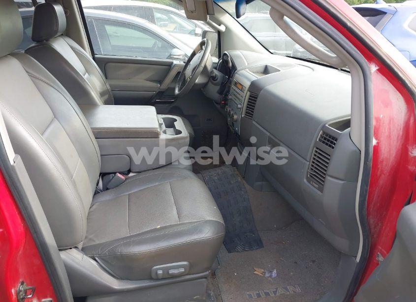 Photo 5 of 2005 Nissan Titan LE (VIN 1N6BA07B25N569257)