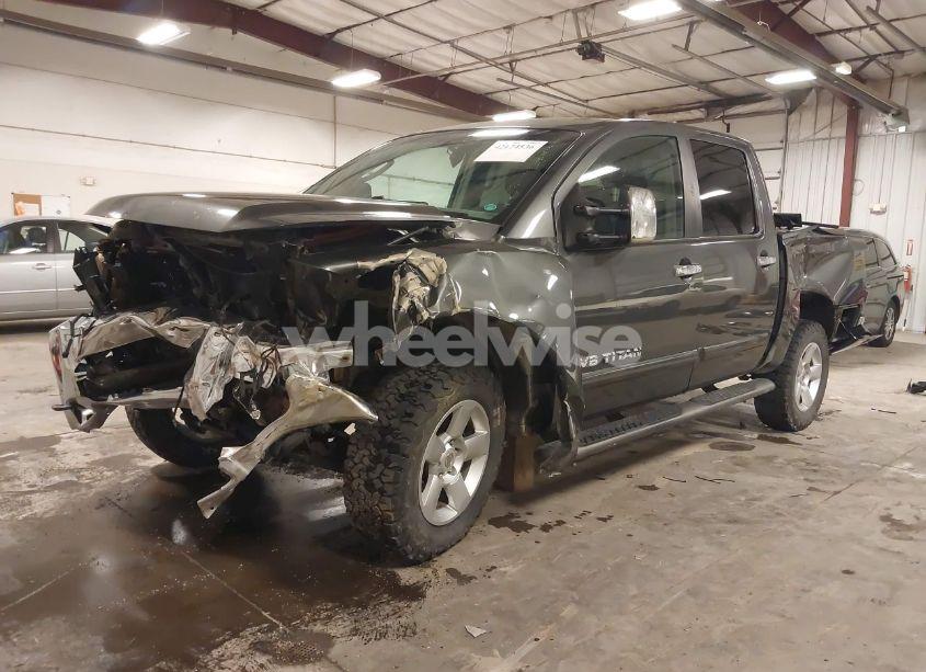 Photo 2 of 2006 Nissan Titan LE (VIN 1N6BA07B26N560821)