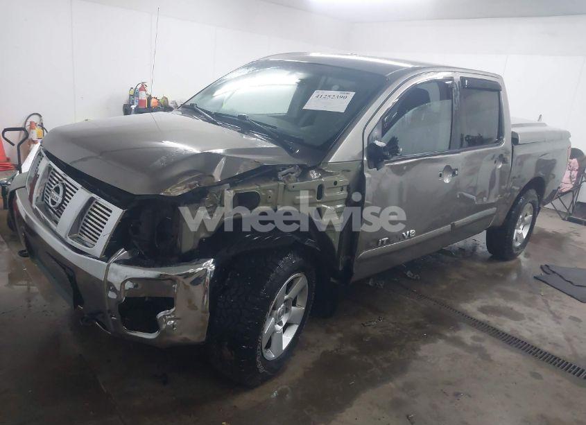 Photo 2 of 2006 Nissan Titan SE (VIN 1N6BA07B26N572273)