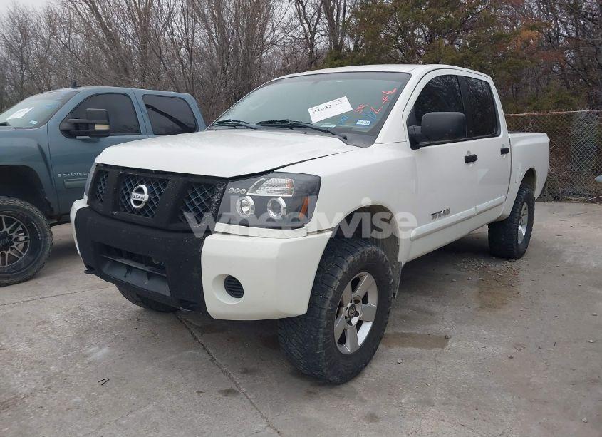 Photo 2 of 2007 Nissan Titan SE (VIN 1N6BA07B27N244546)