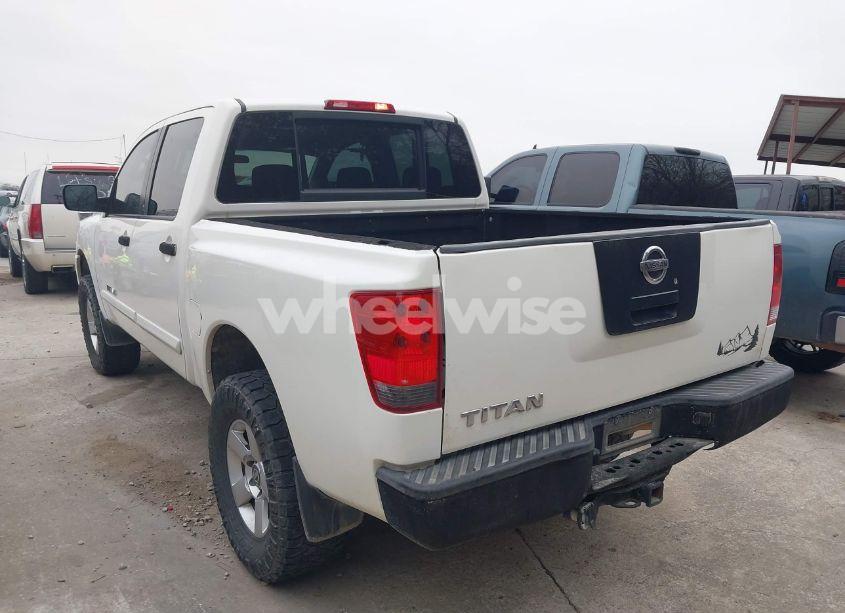 Photo 3 of 2007 Nissan Titan SE (VIN 1N6BA07B27N244546)